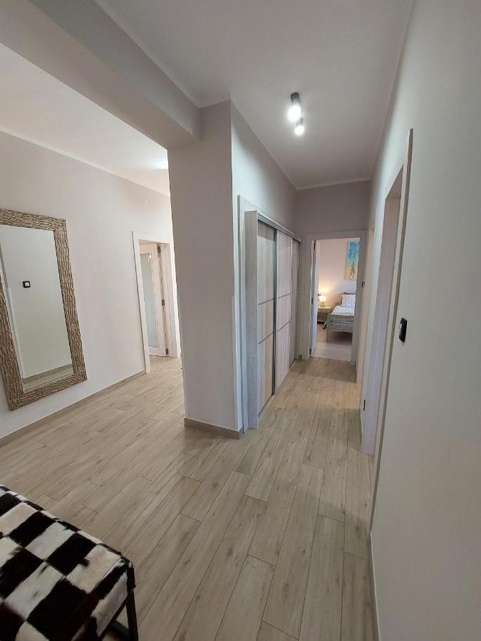 Family Apartment Cathy Galižana Eksteriør bilde